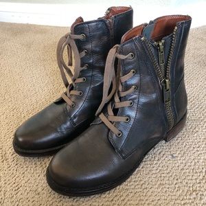 mia heritage boots